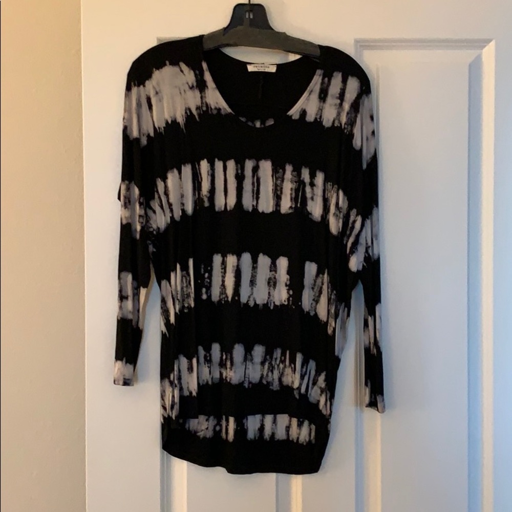 Black and white tie dye top